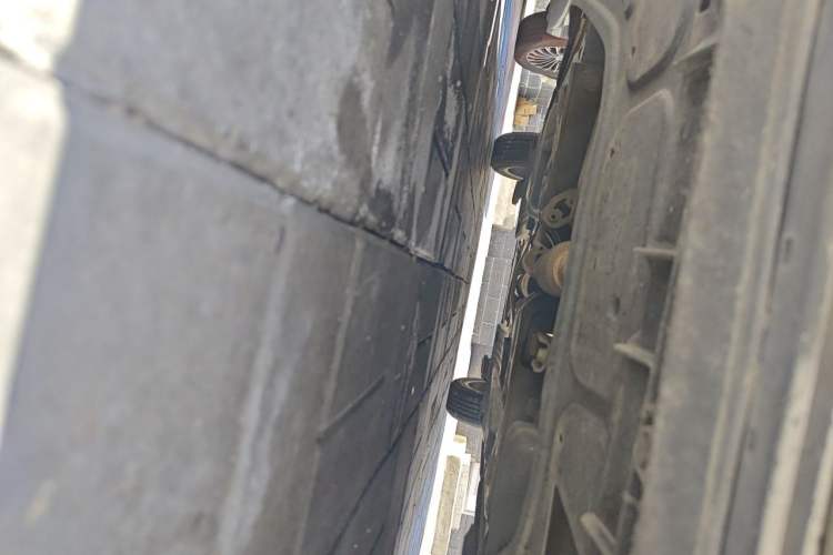 Used Volkswagen Polo 2012 1.6L Cross Polo Automatic Transmission Chassis Front