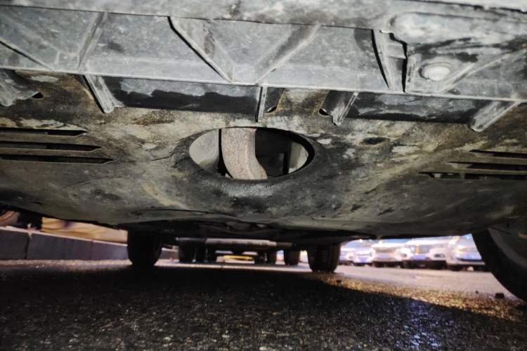 Used Volkswagen Polo 2012 1.6L Cross Polo MT Chassis Front