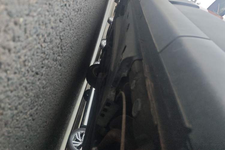 Used Volkswagen Polo 2012 1.6L Cross Polo Automatic Transmission Chassis Rear Left