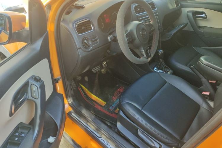Used Volkswagen Polo  Driver Seat