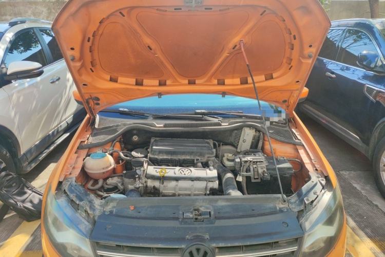 Used Volkswagen Polo  Engine Bay