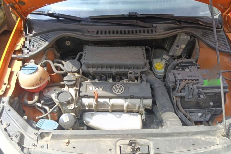 Used Volkswagen Polo 2012 1.6L Cross Polo Automatic Transmission Engine Bay