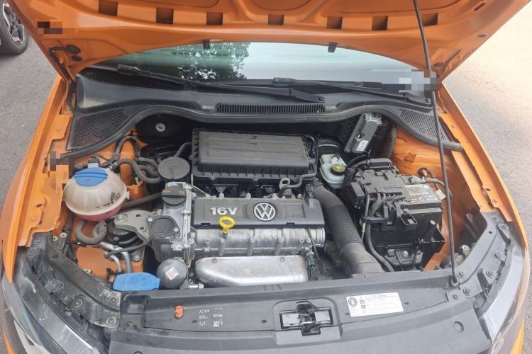 Used Volkswagen Polo 2012 1.6L Cross Polo Automatic Transmission Engine Bay