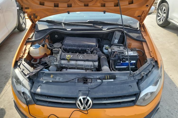 Used Volkswagen Polo 2012 1.6L Cross Polo Automatic Transmission Engine Bay