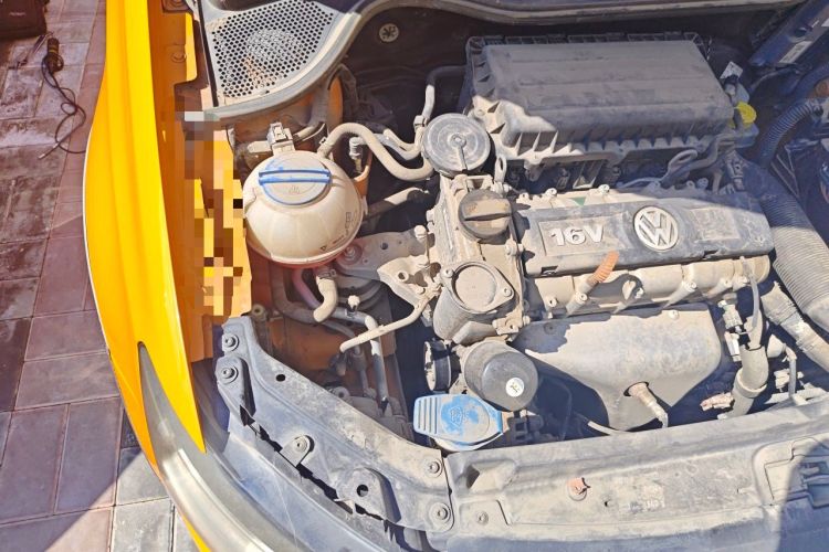 Used Volkswagen Polo 2012 1.6L Cross Polo Automatic Transmission Engine Bay Right