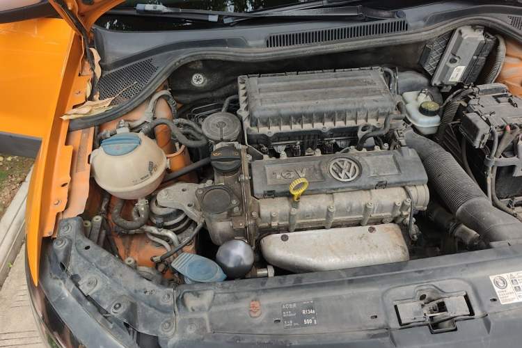 Used Volkswagen Polo 2012 1.6L Cross Polo Automatic Transmission Engine Bay Right