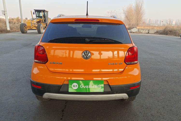 Used Volkswagen Polo 2012 1.6L Cross Polo MT Exterior 4