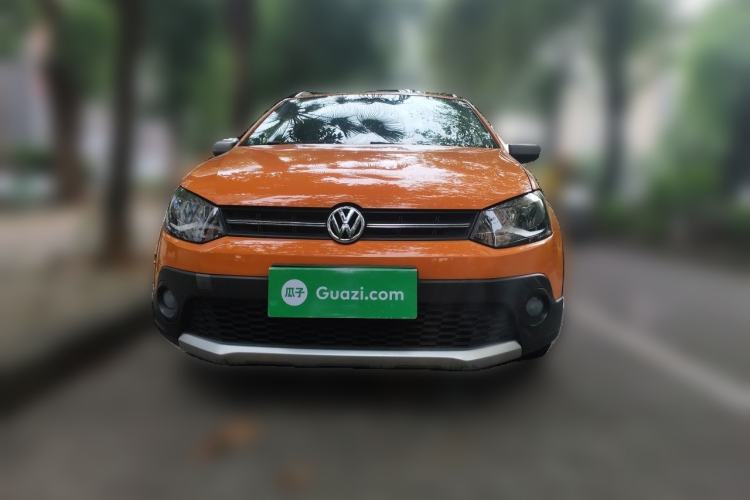 Used Volkswagen Polo 2012 1.6L Cross Polo MT Front