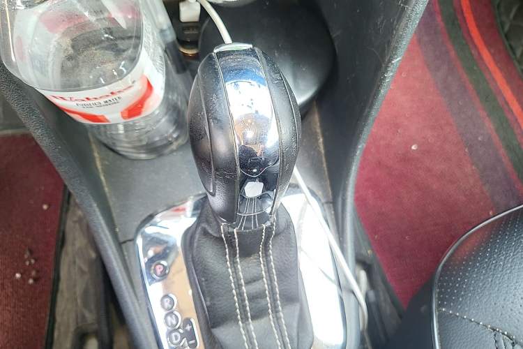 Used Volkswagen Polo 2012 1.6L Cross Polo Automatic Transmission Gear Lever