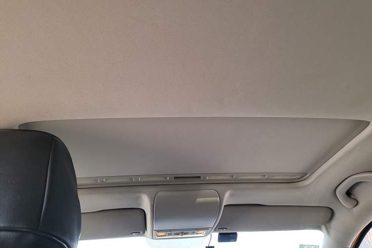 Used Volkswagen Polo 2012 1.6L Cross Polo Automatic Transmission Headliner