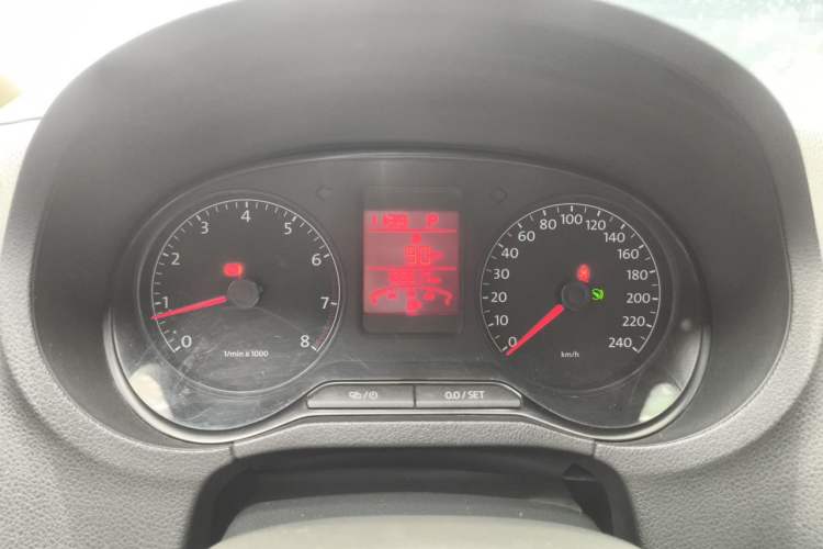 Used Volkswagen Polo 2012 1.6L Cross Polo Automatic Transmission Instrument Cluster