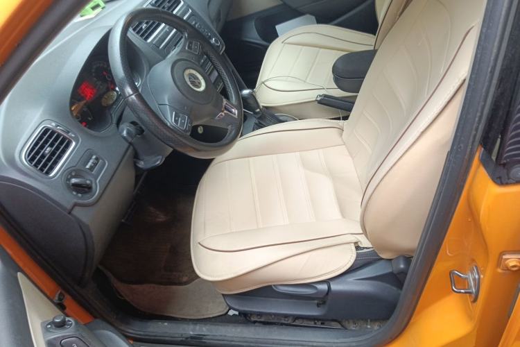 Used Volkswagen Polo 2012 1.6L Cross Polo Automatic Transmission Left Front Seat