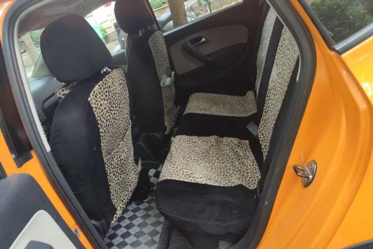 Used Volkswagen Polo 2012 1.6L Cross Polo MT Left Rear Seat