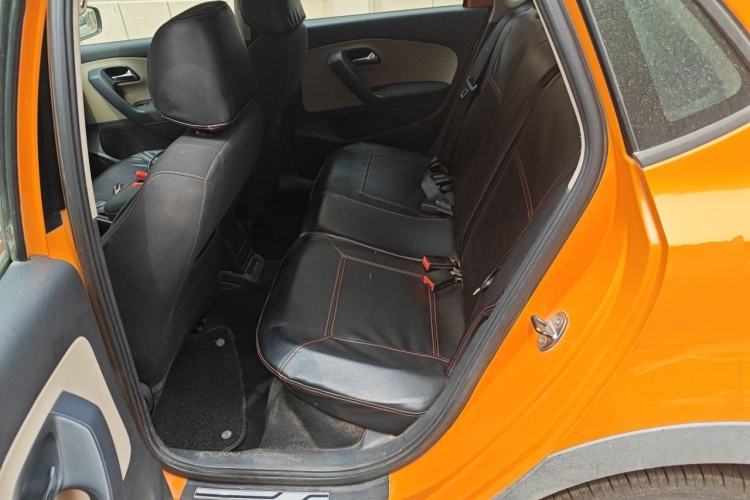 Used Volkswagen Polo 2012 1.6L Cross Polo MT Left Rear Seat
