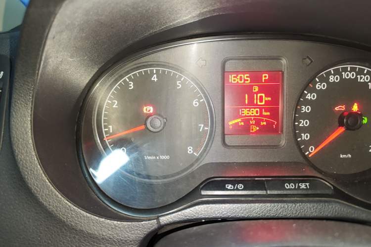 Used Volkswagen Polo 2012 1.6L Cross Polo Automatic Transmission Odometer Close Up
