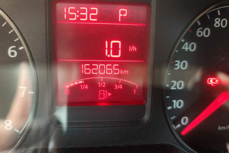 Used Volkswagen Polo 2012 1.6L Cross Polo Automatic Transmission Odometer Close Up