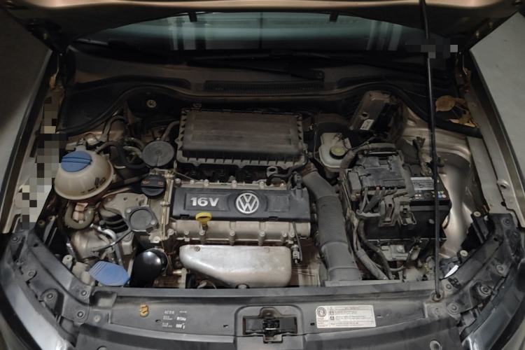 Used Volkswagen Polo 2012 1.6L Cross Polo Automatic Transmission Engine Bay