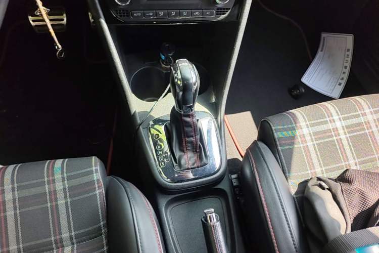 Used Volkswagen Polo 2012 1.4TSI GTI Gear Lever