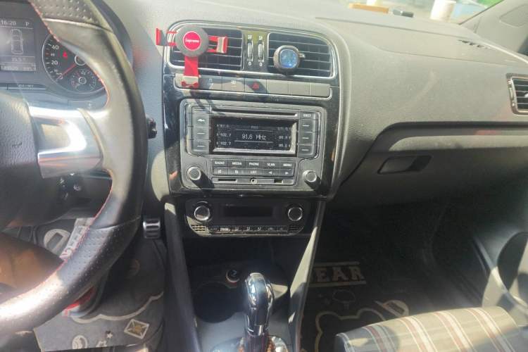 Used Volkswagen Polo 2012 1.4TSI GTI Audio And AC Panel