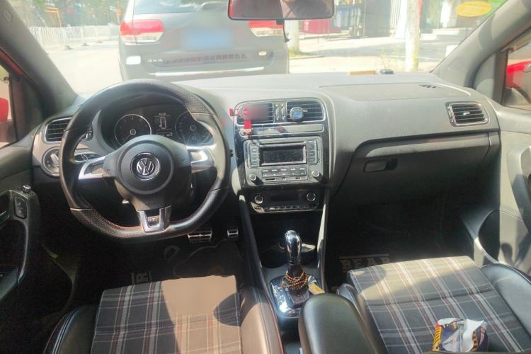 Used Volkswagen Polo 2012 1.4TSI GTI Center Console