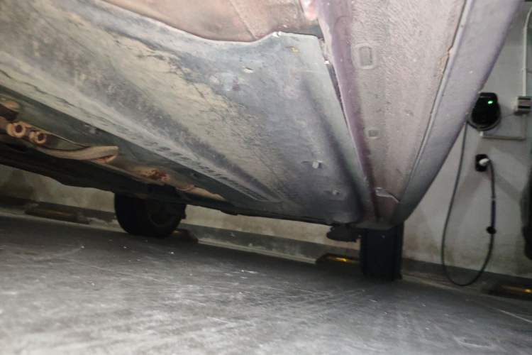 Used Volkswagen Polo 2012 1.6L Cross Polo Automatic Transmission Chassis Front Left