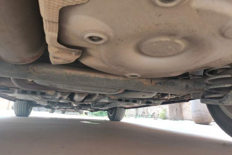 Used Volkswagen Polo 2012 1.6L Cross Polo MT Chassis Rear