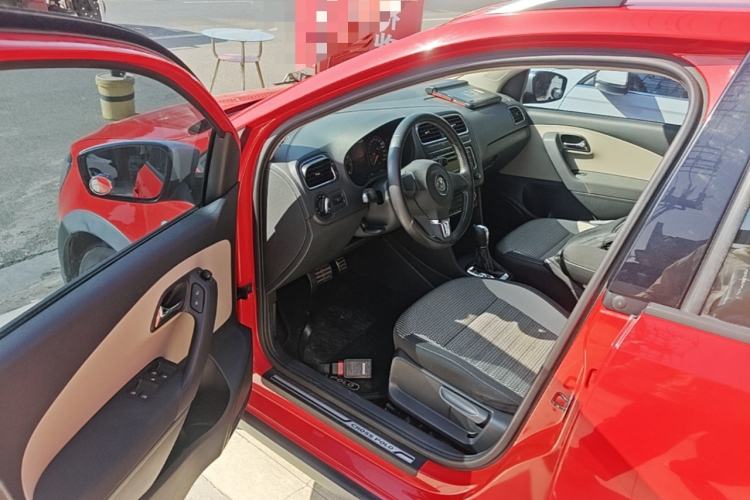 Used Volkswagen Polo 2012 1.6L Cross Polo Automatic Transmission Driver Seat