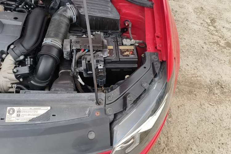 Used Volkswagen Polo 2012 1.4TSI GTI Engine Bay Left