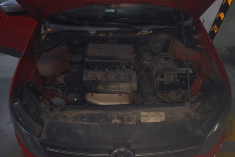 Used Volkswagen Polo 2012 1.6L Cross Polo Automatic Transmission Engine Bay