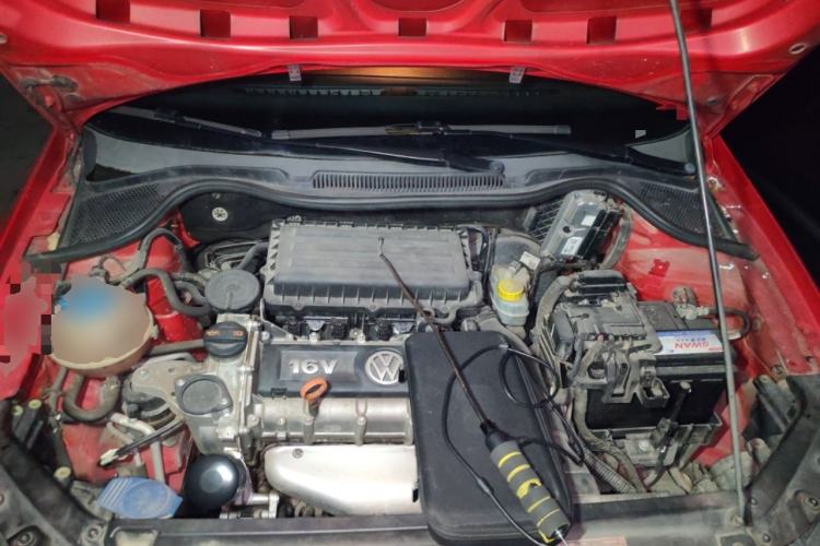 Used Volkswagen Polo 2012 1.6L Cross Polo Automatic Transmission Engine Bay