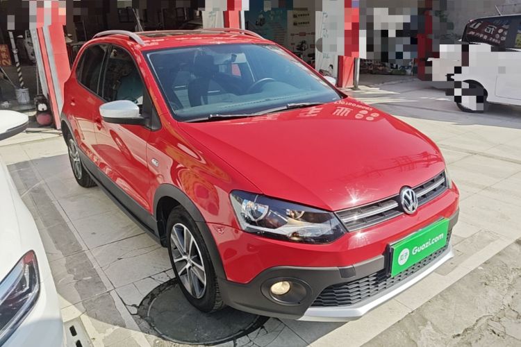 Used Volkswagen Polo 2012 1.6L Cross Polo Automatic Transmission Front Right 45 Deg