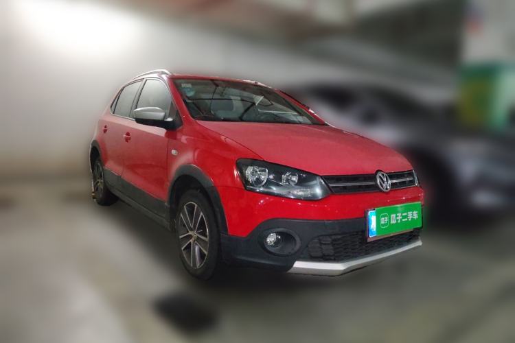 Used Volkswagen Polo 2012 1.6L Cross Polo Automatic Transmission Front Right 45 Deg