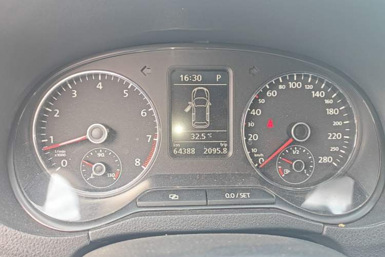 Used Volkswagen Polo 2012 1.4TSI GTI Instrument Cluster