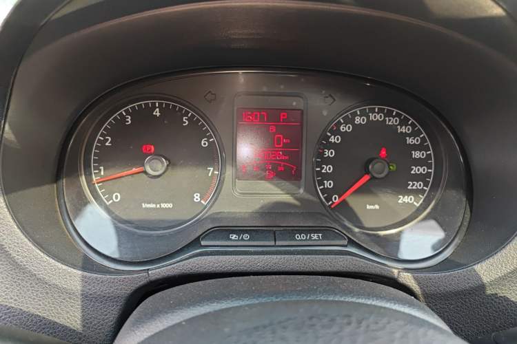 Used Volkswagen Polo 2012 1.6L Cross Polo Automatic Transmission Instrument Cluster