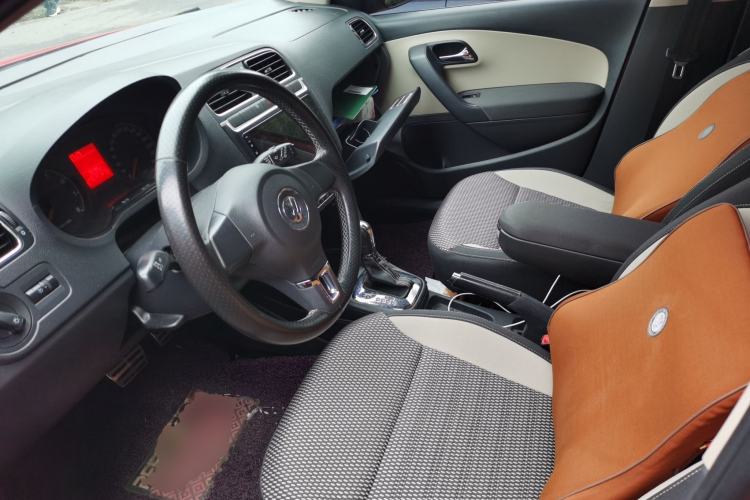 Used Volkswagen Polo 2012 1.6L Cross Polo Automatic Transmission Left Front Seat