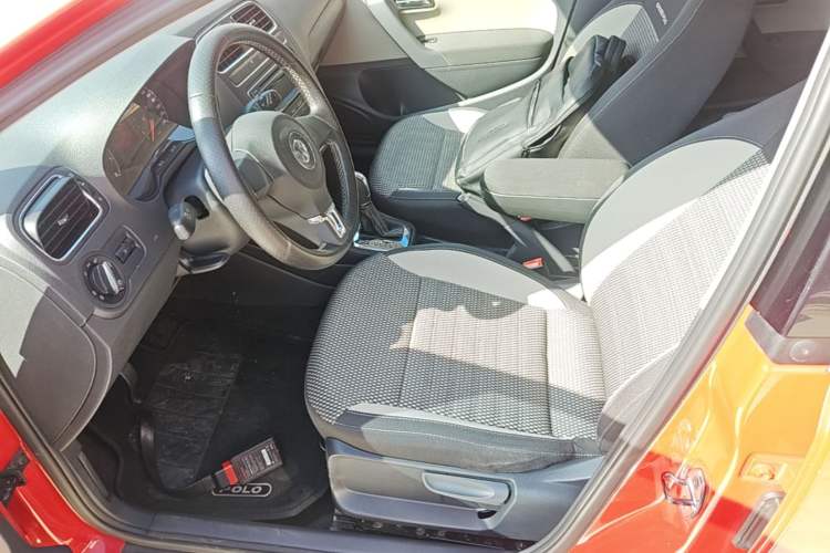 Used Volkswagen Polo 2012 1.6L Cross Polo Automatic Transmission Left Front Seat