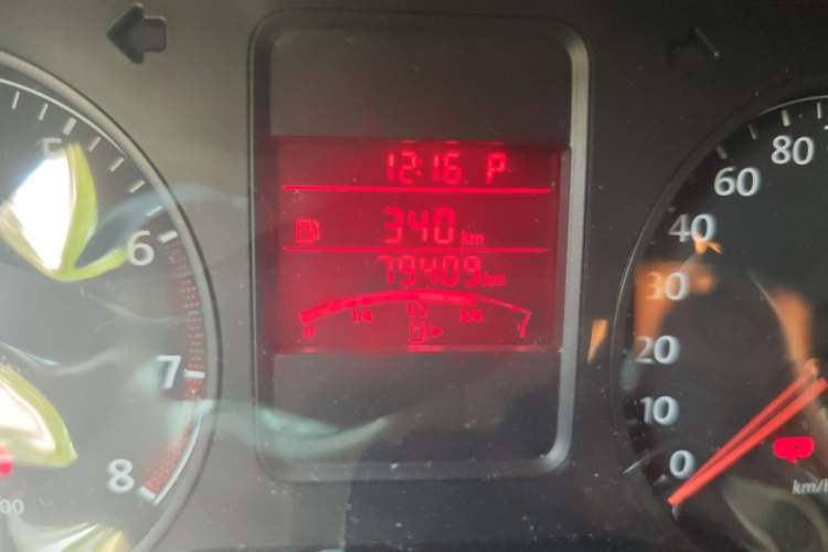 Used Volkswagen Polo 2012 1.6L Cross Polo Automatic Transmission Odometer Close Up