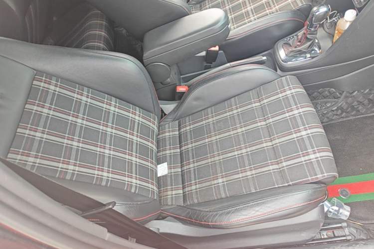 Used Volkswagen Polo 2012 1.4TSI GTI Right Front Seat