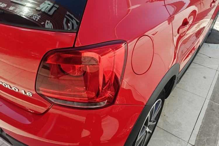 Used Volkswagen Polo 2012 1.6L Cross Polo Automatic Transmission Right Rear Taillight