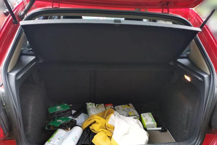 Used Volkswagen Polo 2012 1.6L Cross Polo Automatic Transmission Trunk