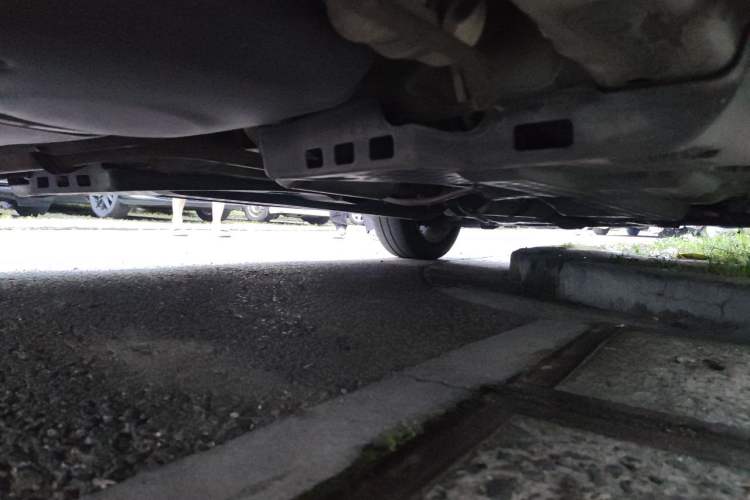 Used Volkswagen Polo 2012 1.6L Cross Polo MT Chassis Rear Right