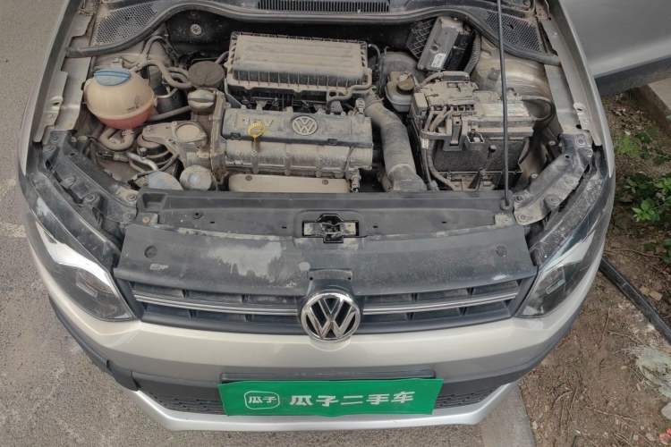 Used Volkswagen Polo 2012 1.6L Cross Polo Automatic Transmission Engine Bay