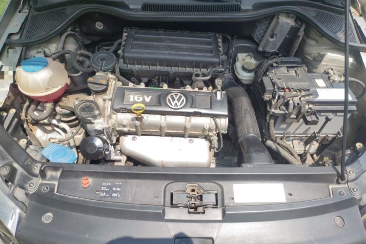 Used Volkswagen Polo 2012 1.6L Cross Polo Automatic Transmission Engine Bay