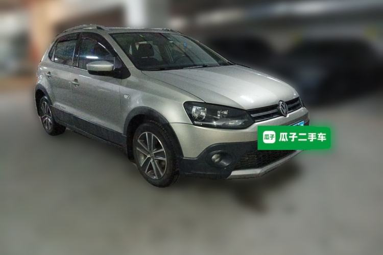 Used Volkswagen Polo 2012 1.6L Cross Polo Automatic Transmission Front Right 45 Deg