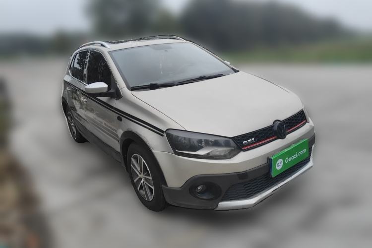 Used Volkswagen Polo 2012 1.6L Cross Polo Automatic Transmission Front Right 45 Deg