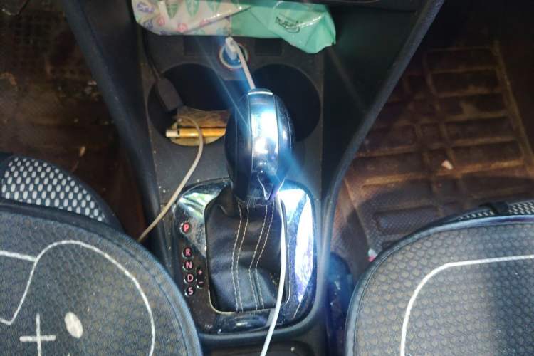 Used Volkswagen Polo 2012 1.6L Cross Polo Automatic Transmission Gear Lever