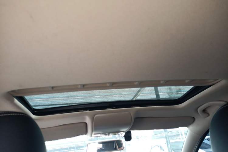 Used Volkswagen Polo 2012 1.6L Cross Polo Automatic Transmission Headliner