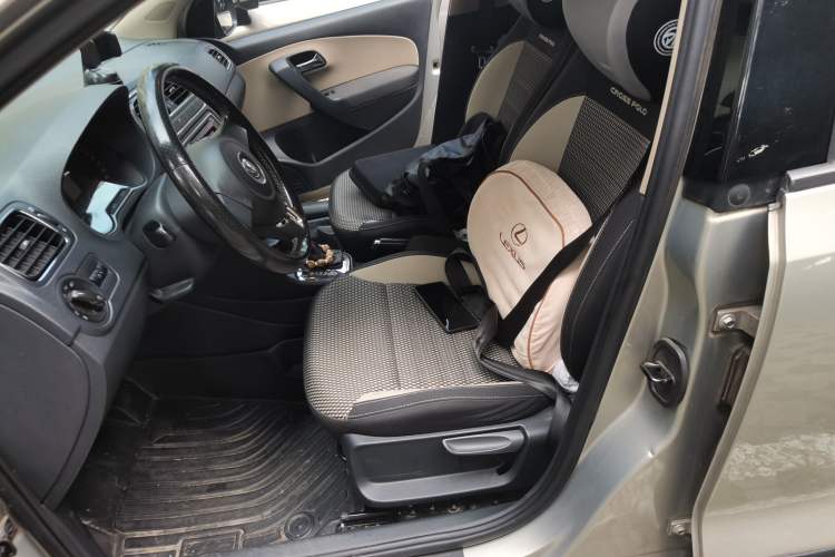 Used Volkswagen Polo 2012 1.6L Cross Polo Automatic Transmission Left Front Seat