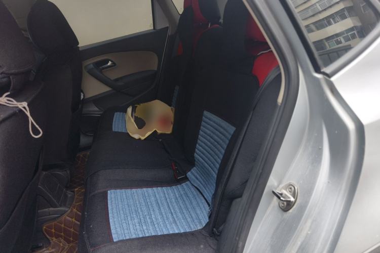 Used Volkswagen Polo 2012 1.6L Cross Polo MT Left Rear Seat