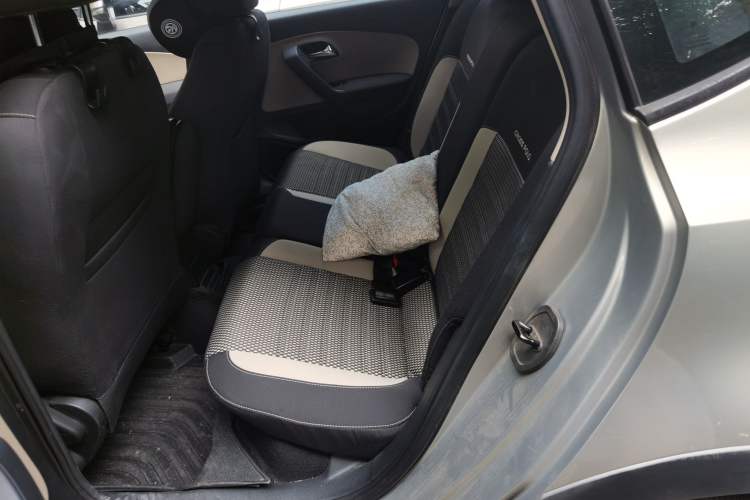 Used Volkswagen Polo 2012 1.6L Cross Polo Automatic Transmission Left Rear Seat